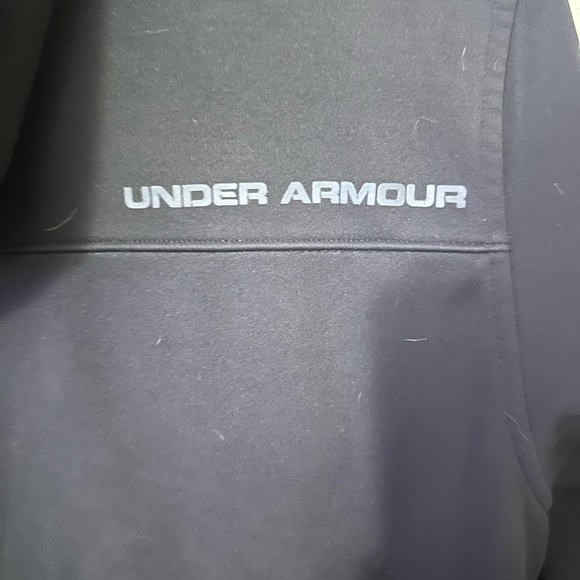 Boys Under Armour black jacket. Size Large - Picture 8 of 8